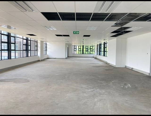 BUSINESS PROPERTY TO RENT IN BOKSBURG NORTH